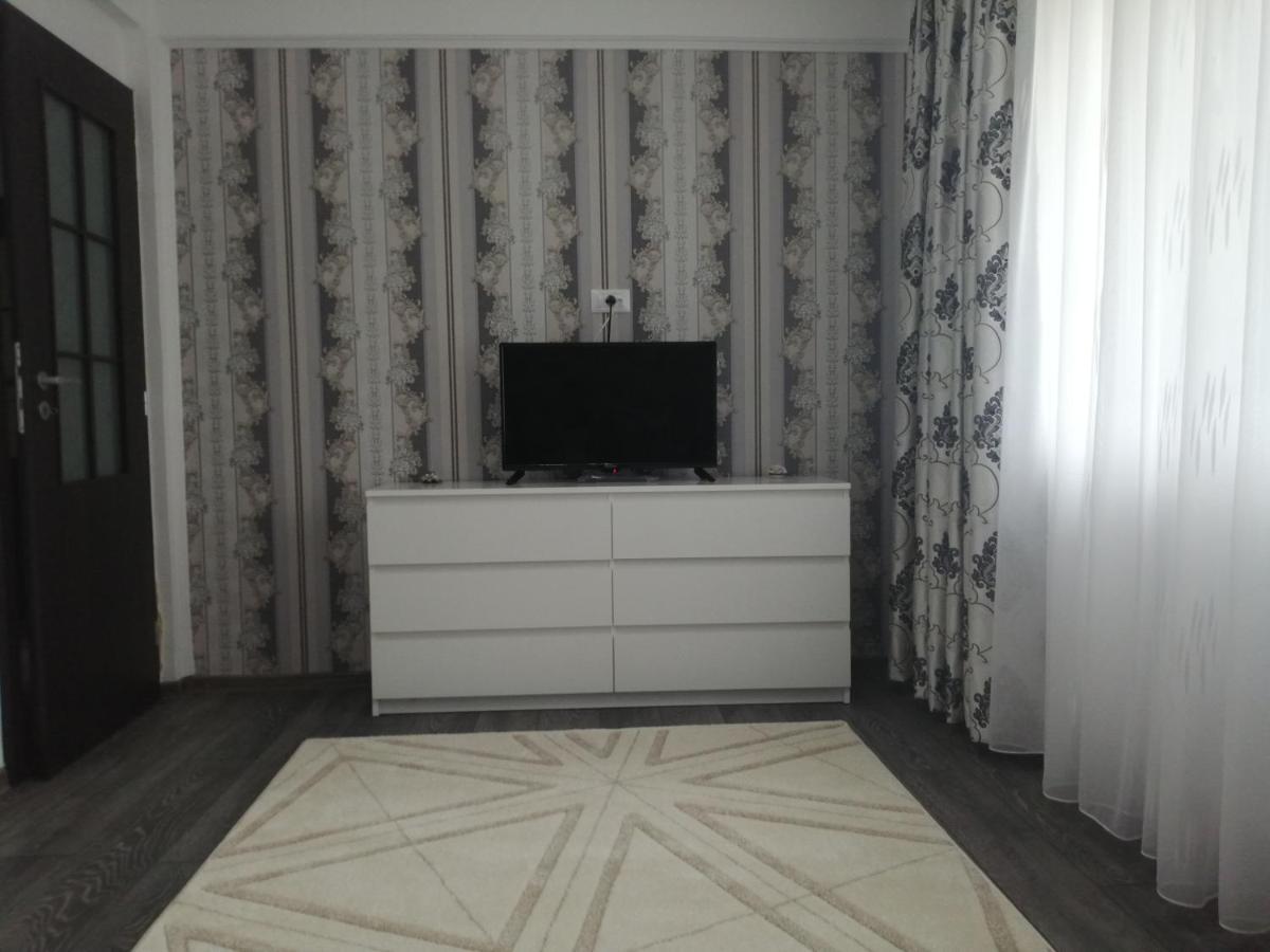Mathias Luxury Apartments 雅西 外观 照片