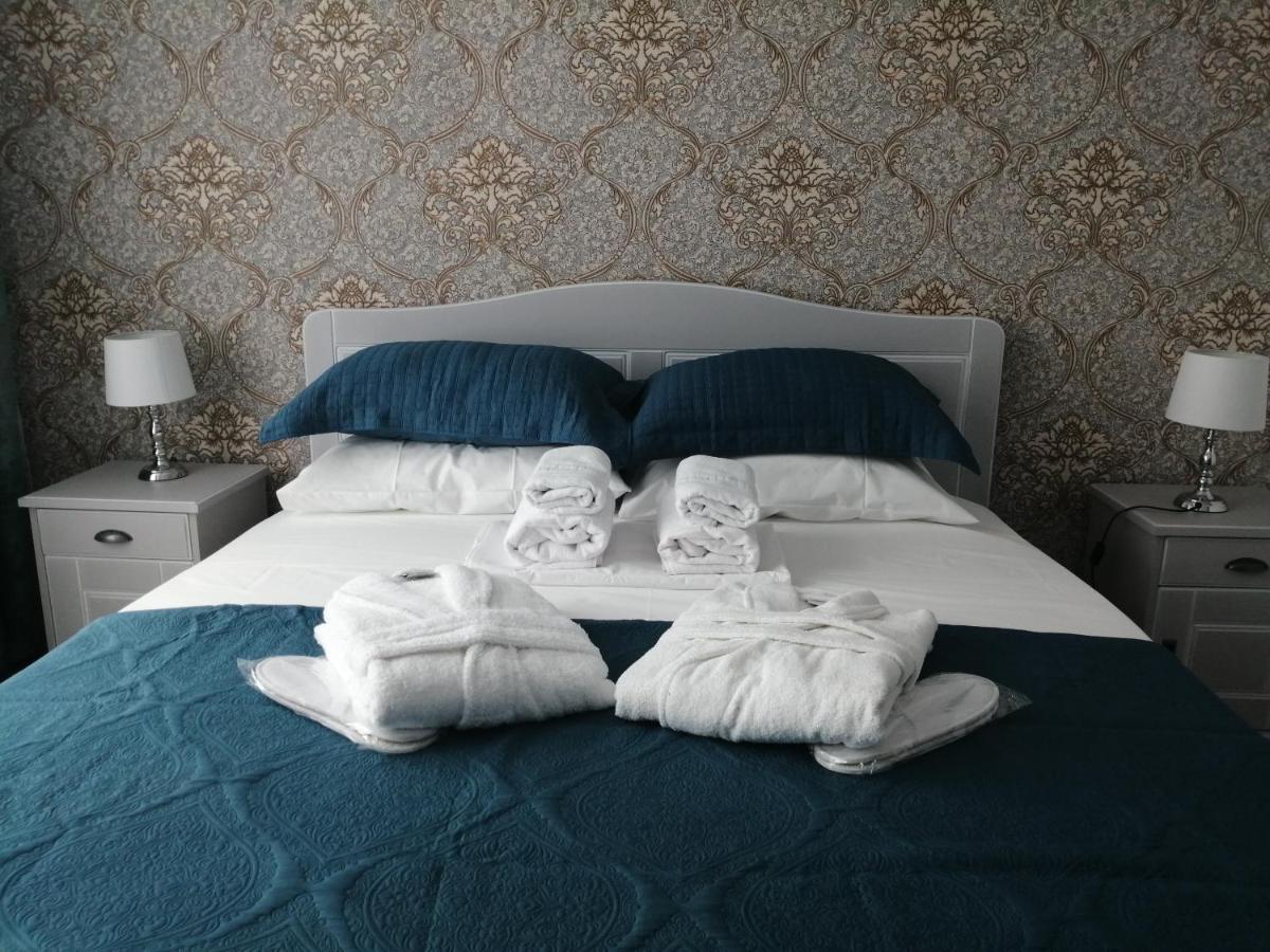 Mathias Luxury Apartments 雅西 外观 照片